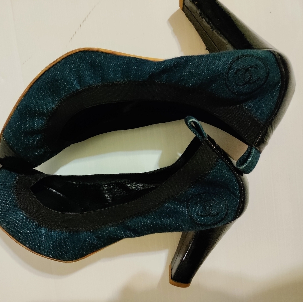 CHANEL Ballet w Heels- Blue Jeans Leather 37.5 - 7US - Picture 5 of 11
